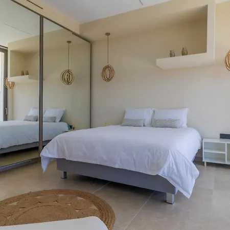 Lemon Tree * Γιάλοβα